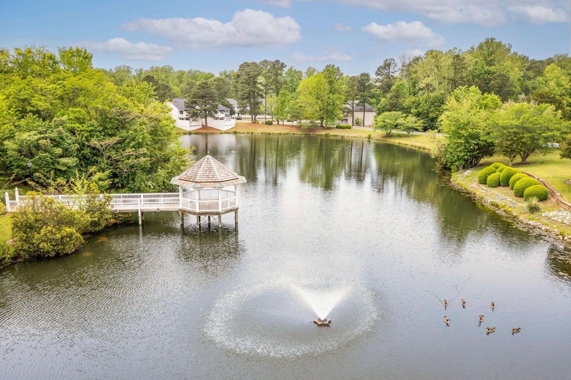 Hilton Vacation Club The Historic Powhatan Williamsburg Exterior foto